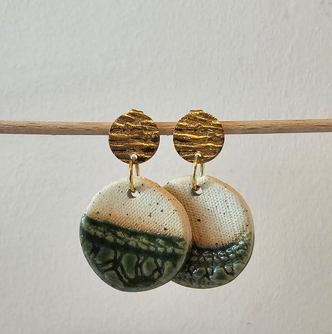 Ročno izdelani keramični uhani – zelena polna luna