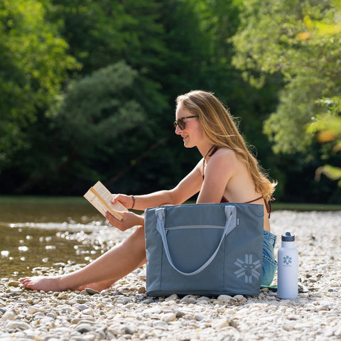 Snowmonkey Wander Tote